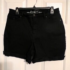 Gloria Vanderbilt All-Around Slimming Amanda Black Jean Shorts Size 12 EUC